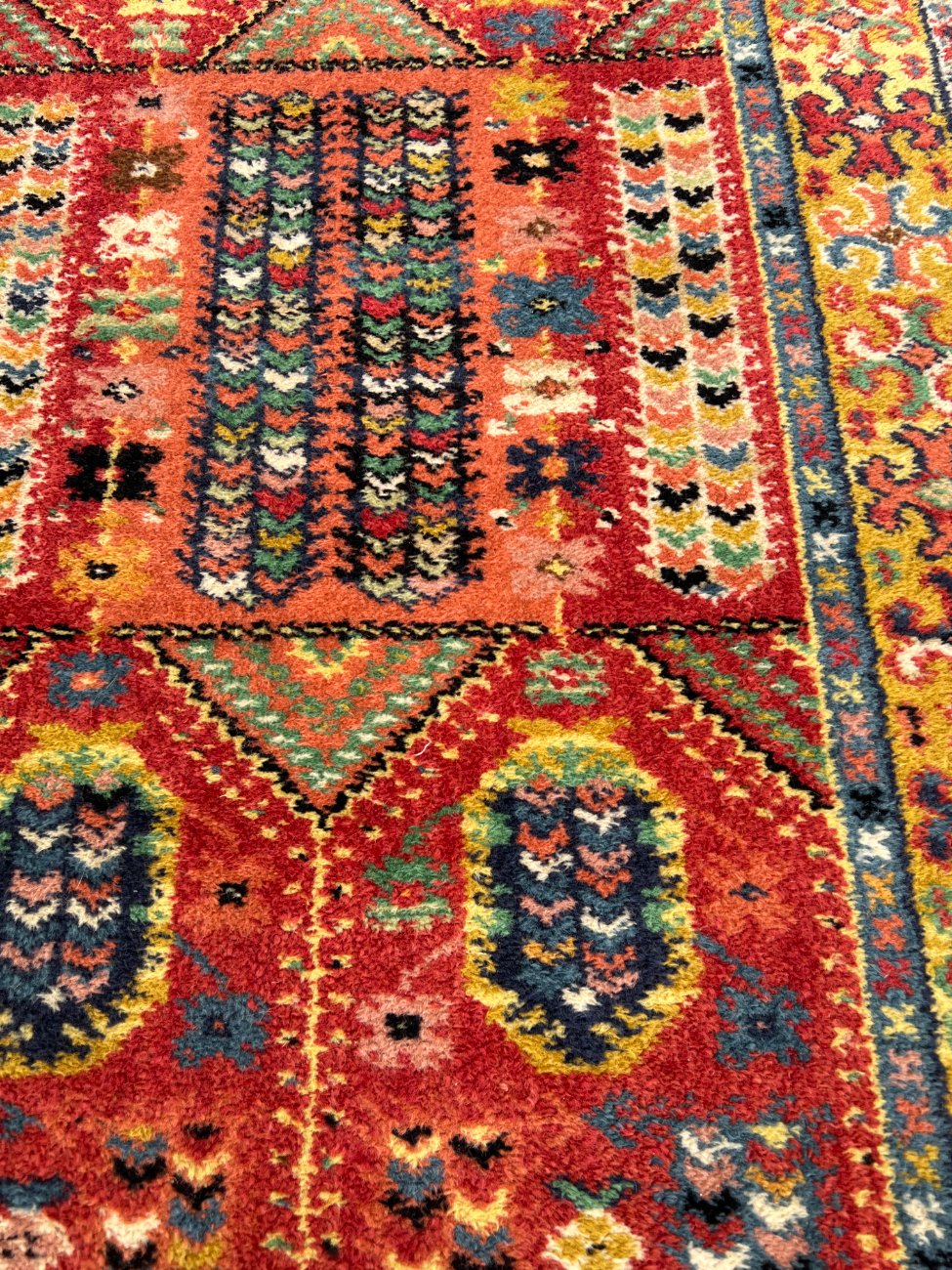 DN0480-kilimai-8 Gamyklinis vilnonis kilimas 184x89x0,4 cm