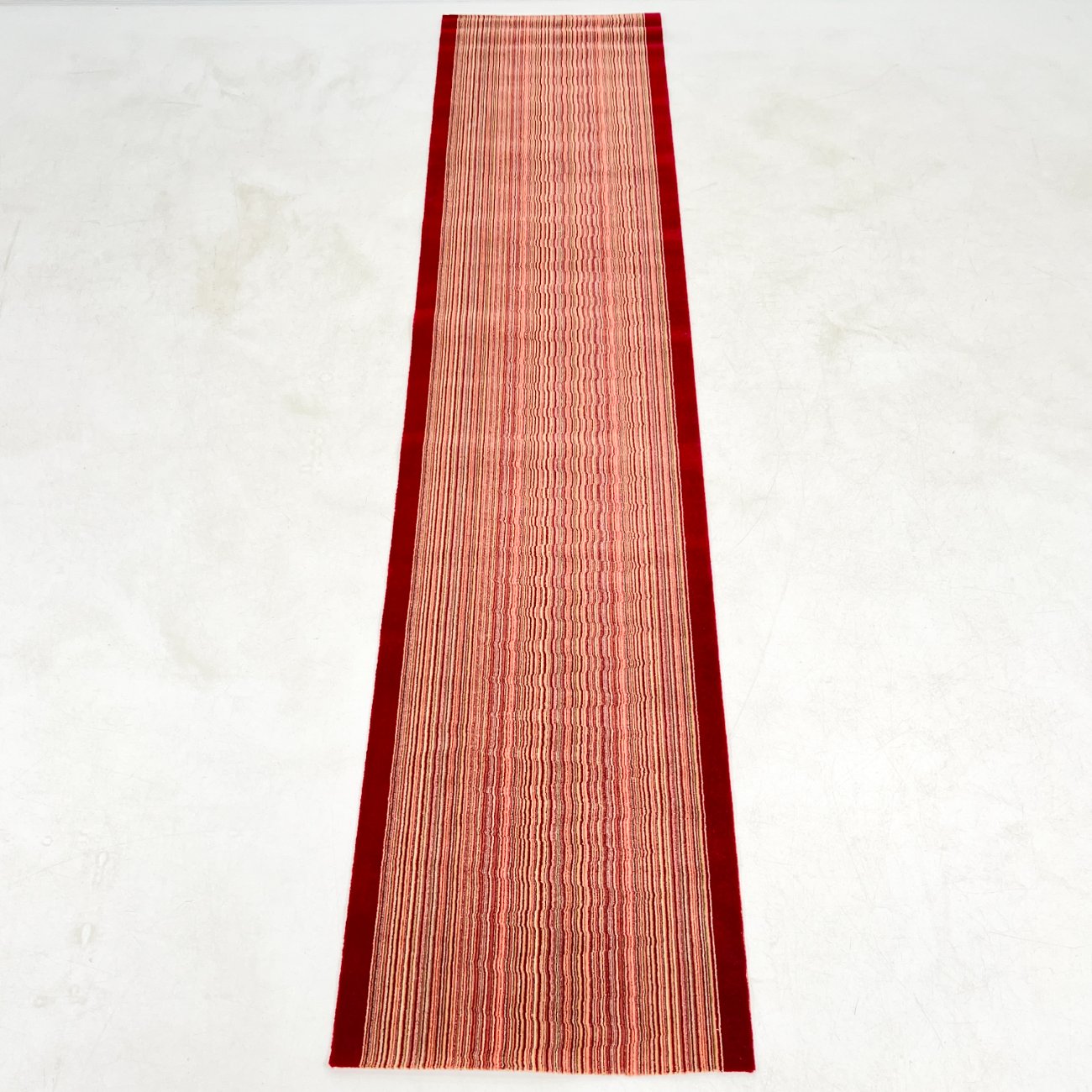 DN0482-kilimai-0 Gamyklinis sintetinio pluošto kiliminis takas 328x71x0,5 cm