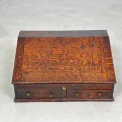 Senovinis ąžuolinis sekreteras / rašymo staliukas XIX a. 47x63x28 cm