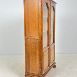 Ąžuolinė dviejų durų knygų spinta 42x106x174,5 cm