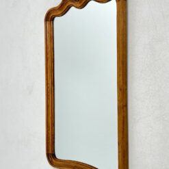 Pakabinamas veidrodis ąžuoliniame drožinėtame rėme 3x48x85 cm