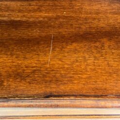 Klasikinio stiliaus riešutmedžio knygų lentyna 44,5x142x210 cm