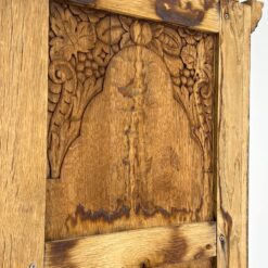 Ąžuolinė pastatoma kampinė lentyna 45x77x199,5 cm