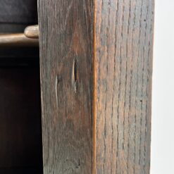 Ąžuolinė pastatoma kampinė lentyna 45x77x199,5 cm