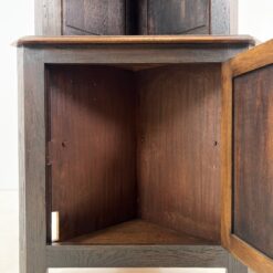 Ąžuolinė pastatoma kampinė lentyna 45x77x199,5 cm