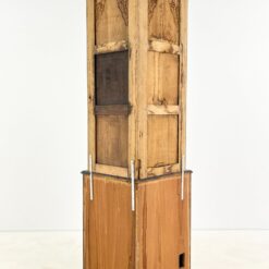 Ąžuolinė pastatoma kampinė lentyna 45x77x199,5 cm