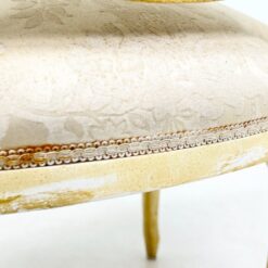 Medinis šviesus krėslas su kreminės spalvos gobelenu 61x60x87 cm, 45 cm