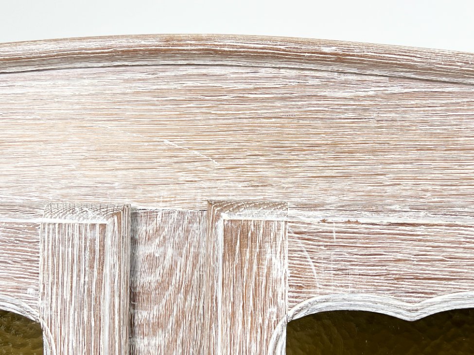 DP0127-bufetai-11 Provanso stiliaus balintas ąžuolinis bufetas 38x105x169 cm