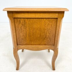 Ąžuolinės spintelės prie lovos 2 vnt. Komplektas 40x47x63,5 cm