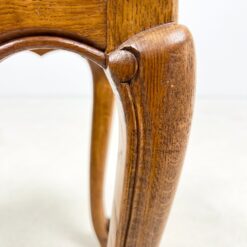 Ąžuolinis pufas su gėlių raštų gobelenu 33×46,5×48 cm