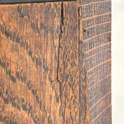 Ąžuolinis sekreteras su dviejomis lentynomis 32x61x100 cm