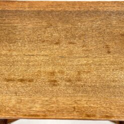 Ąžuolinis stalas atveriamu stalviršiumi 49×93,5×74,5 cm