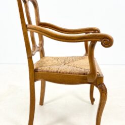 Ąžuolinis krėslas pinta šiaudų sėdimąja dalimi 63x61x99 cm, 47 cm