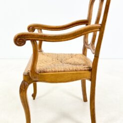 Ąžuolinis krėslas pinta šiaudų sėdimąja dalimi 63x61x99 cm, 47 cm