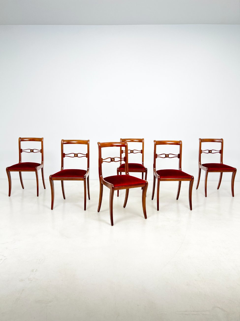 DP0161-kedes-1 Raudonmedžio kėdės su raudonu gobelenu 6 vnt. komplektas 53x47x89 cm, 50 cm