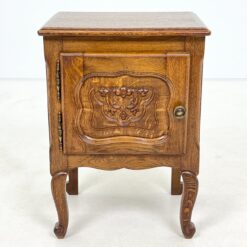 Ąžuolinė vienų durų spintelė 33x42,5x59 cm