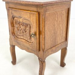 Ąžuolinė vienų durų spintelė 33×42,5×59 cm