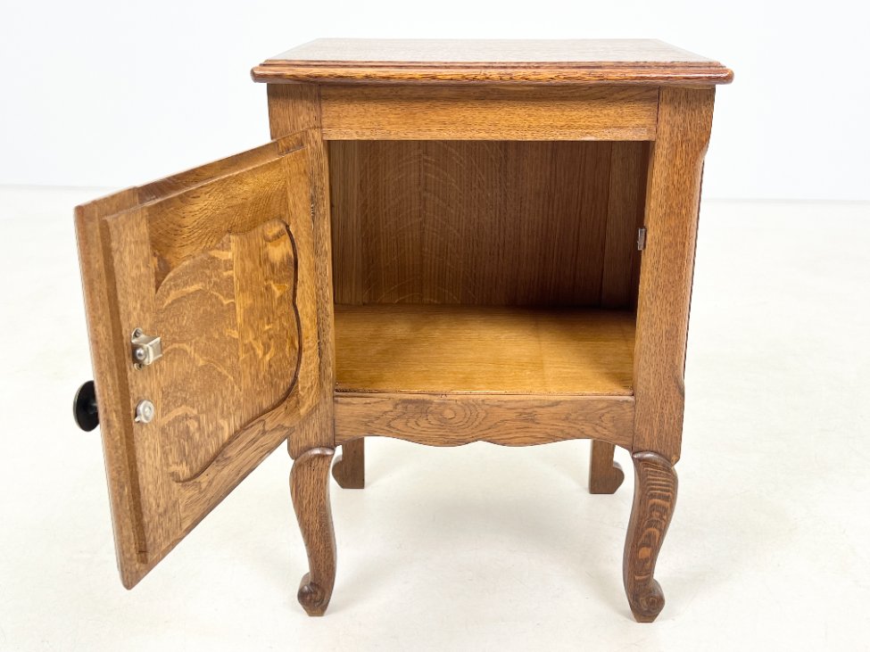 DP0173-spinteles-6 Ąžuolinė vienų durų spintelė 33×42,5×59 cm