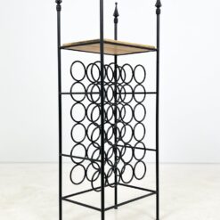 Metalinė vyninė mediniu stalviršiumi 35×47,5×129,5 cm