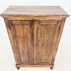 Medinė dviejų durų spinta 51x100x150,5 cm