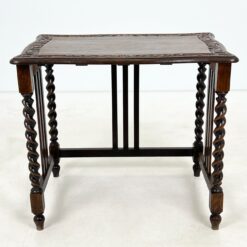 Senovinis ąžuolinis staliukas 55x77x67,5 cm