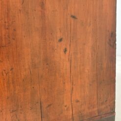 Raudonmedžio penkių stalčių komoda 54x94x93,5 cm