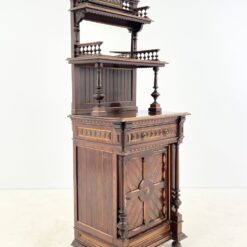 Drožinėta raudonmedžio komoda su lentynėlėmis ir veidrodžiu 57x75x202 cm