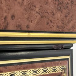 Itališka vitrina su apšvietimu ir ratukais 40,5×40,5×162,5 cm