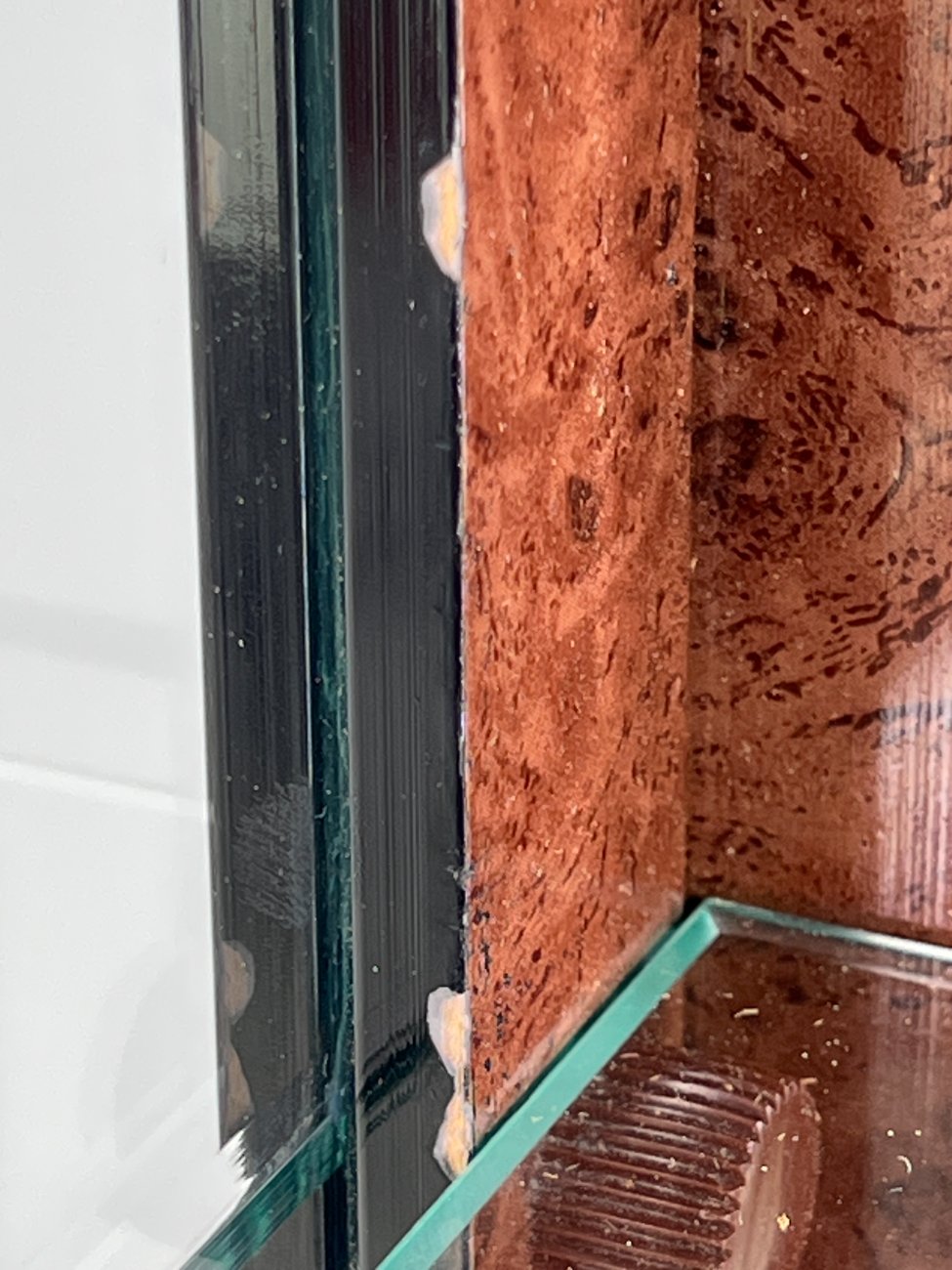 DP0189-vitrinos-16 Itališka vitrina su apšvietimu ir ratukais 40,5×40,5×162,5 cm