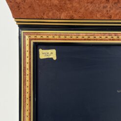 Itališka vitrina su apšvietimu ir ratukais 40,5×40,5×162,5 cm