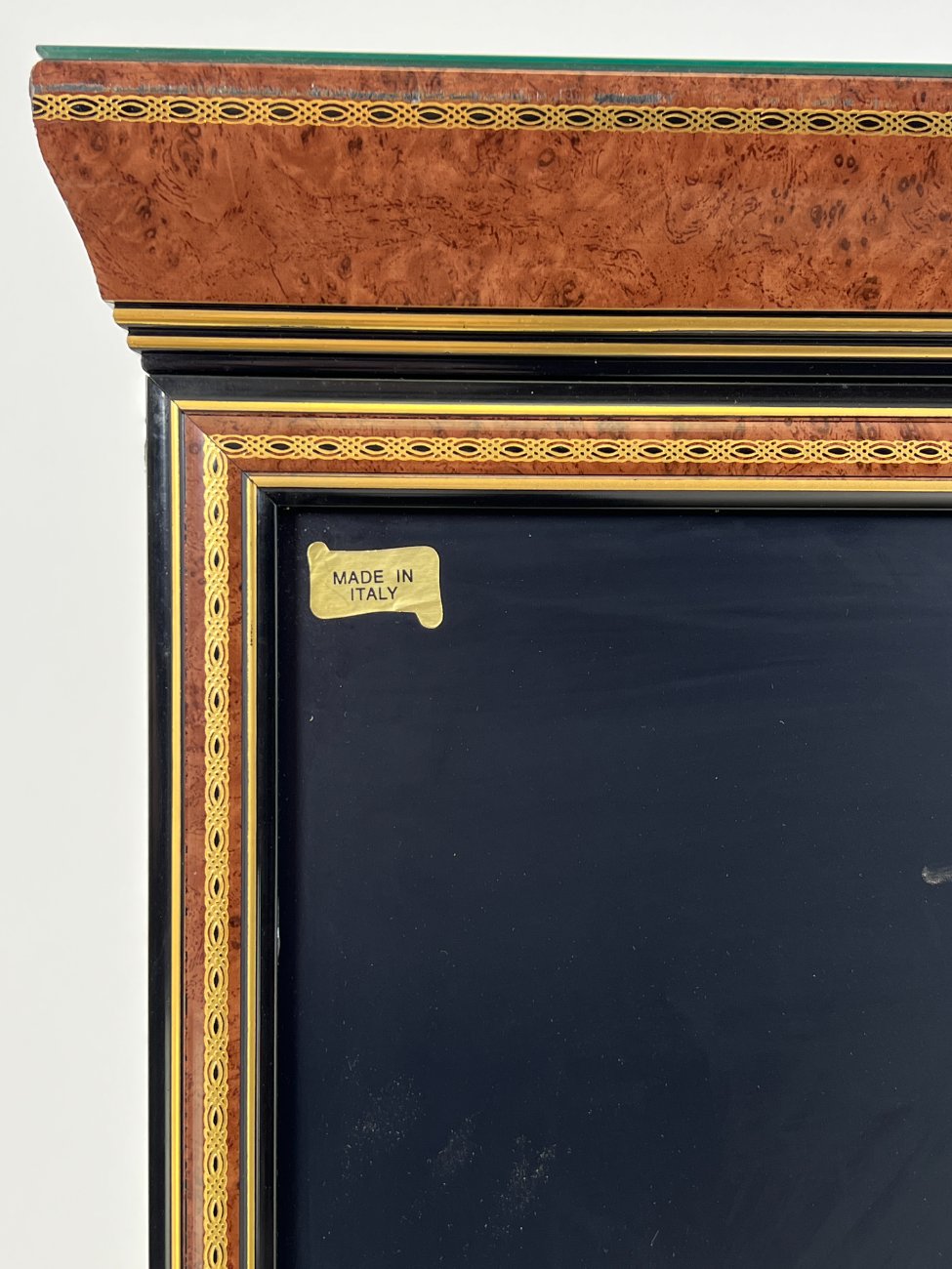 DP0189-vitrinos-8 Itališka vitrina su apšvietimu ir ratukais 40,5×40,5×162,5 cm