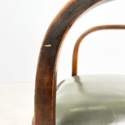 Fischel Thonet krėslas su žalios spalvos eko oda 55x53x85 cm, 48 cm