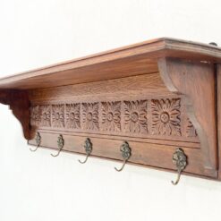 Ąžuolinė sieninė kabykla su penkiais žalvariniais kabliukais 27x112x35 cm