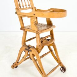 Senovinė Viktorijos epochos vaikiška kėdutė – transformeris 67x37x94 cm, 59 cm