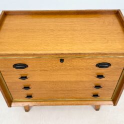 Vintažinė keturių stalčių komoda 45x80x75 cm