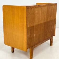 Vintažinė keturių stalčių komoda 45x80x75 cm