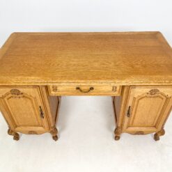 Ąžuolinis rašomasis stalas su stalčiumi ir rakinamomis spintelėmis 81x150x80 cm