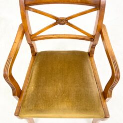 Riešutmedžio krėslas su veliūrine sėdimąja dalimi 52x55x84 cm, 50 cm