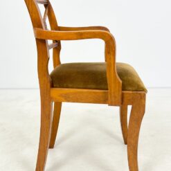 Riešutmedžio krėslas su veliūrine sėdimąja dalimi 52x55x84 cm, 50 cm