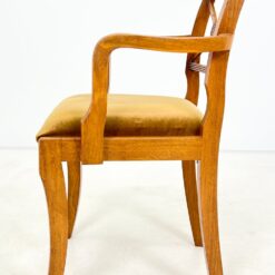 Riešutmedžio krėslas su veliūrine sėdimąja dalimi 52x55x84 cm, 50 cm