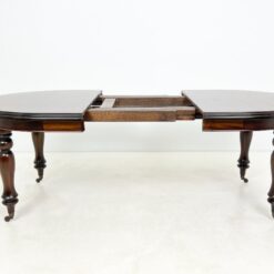 Ovalus raudonmedžio išskleidžiamas valgomojo stalas 115×160(+45)x78 cm