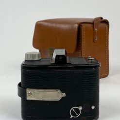 Vintažinis Agfa Clack fotoaparatas su odiniu dėklu 10×11,5×10 cm