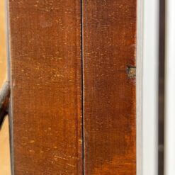 Angliška Chippendale stiliaus raudonmedžio vitrinėlė 32x94x127 cm