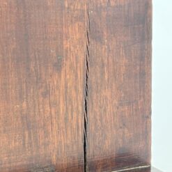 Angliška Chippendale stiliaus raudonmedžio vitrinėlė 32x94x127 cm