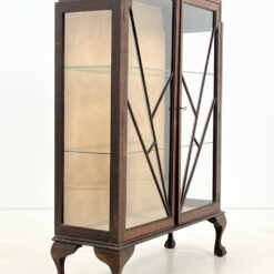 Angliška Chippendale stiliaus raudonmedžio vitrinėlė 32x94x127 cm