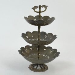 Žalvarinis trijų aukštų serviravimo indas 19x19x28 cm