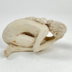 Klūpančios moters statula iš molio 14,5×10,5×8 cm