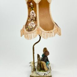 Stalinis šviestuvas su vaikų figūrų statulėle 23x22x43,5 cm