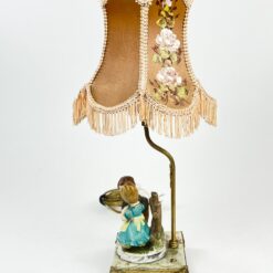 Stalinis šviestuvas su vaikų figūrų statulėle 23x22x43,5 cm