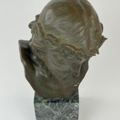 Jėzaus Kristaus biustas (Richard Aurili darbo reprodukcija) 22x22x43 cm